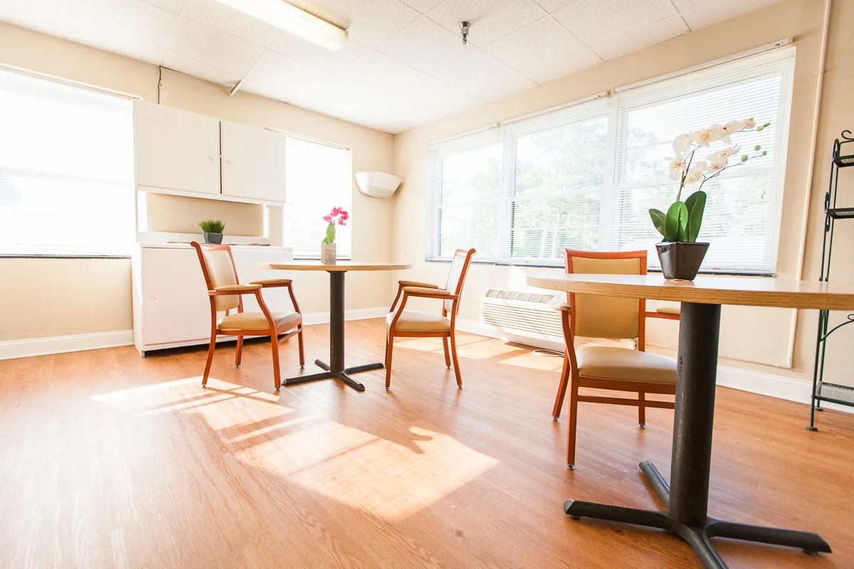 SIGNATURE HEALTHCARE OF ROANOKE RAPIDS