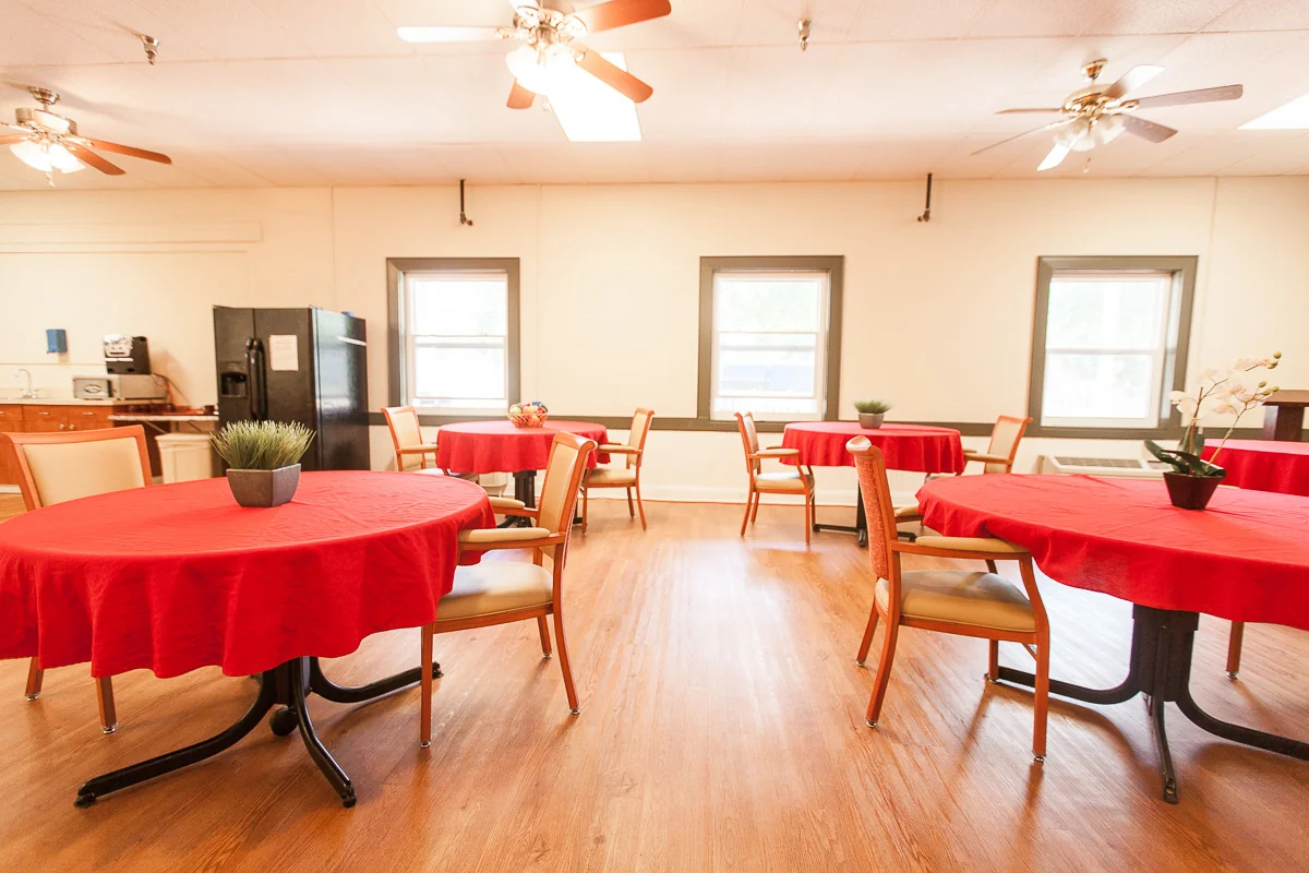 SIGNATURE HEALTHCARE OF ROANOKE RAPIDS
