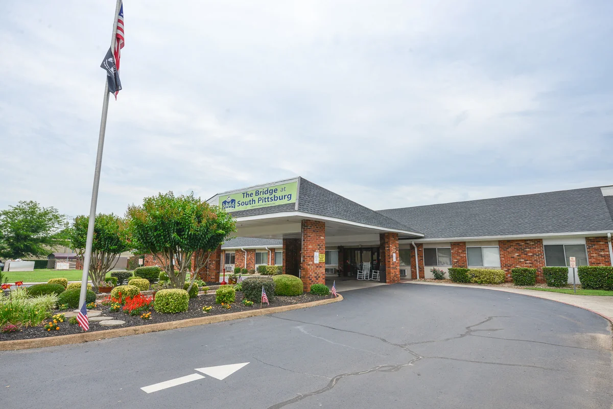 SIGNATURE HEALTHCARE OF SOUTH PITTSBURG REHAB & WE