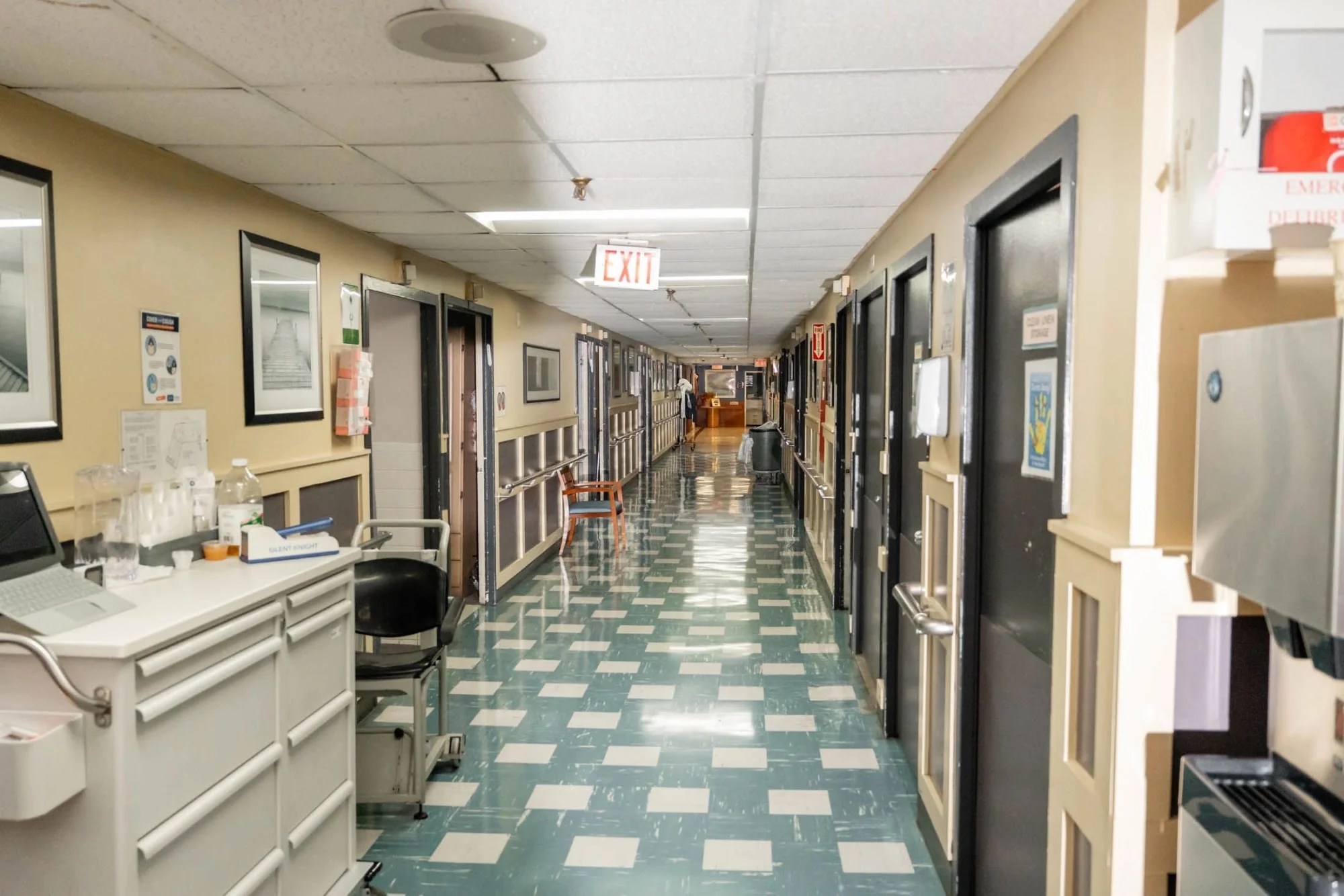 SILVER LAKE SPECIALIZED REHAB AND CARE CENTER