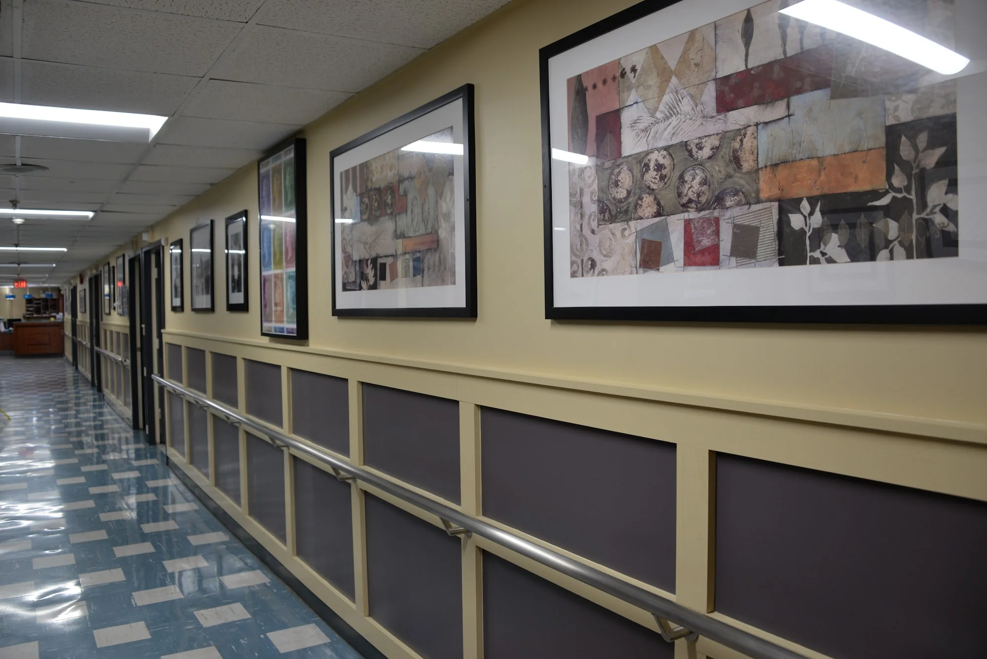 SILVER LAKE SPECIALIZED REHAB AND CARE CENTER