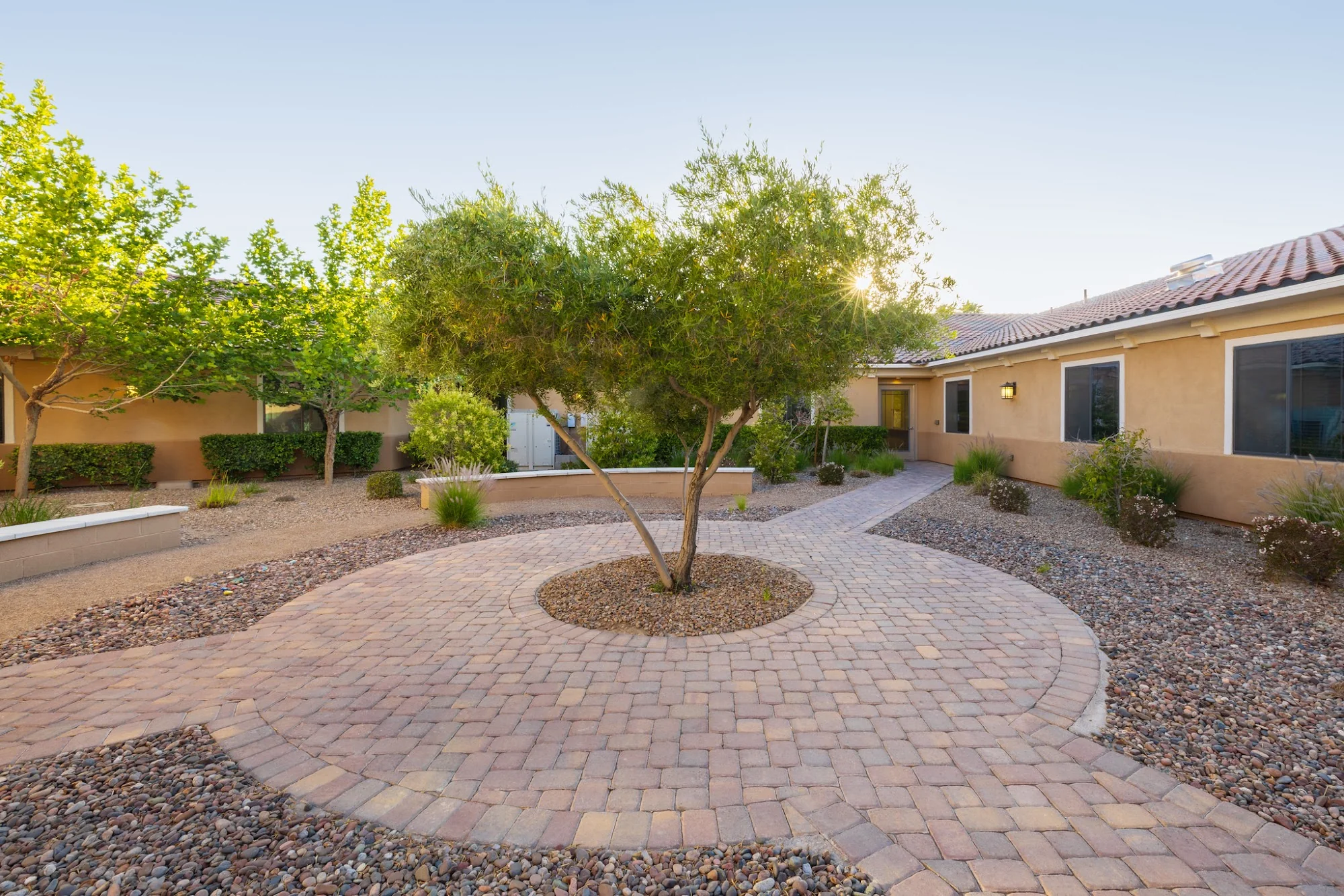SKYE CANYON POST ACUTE