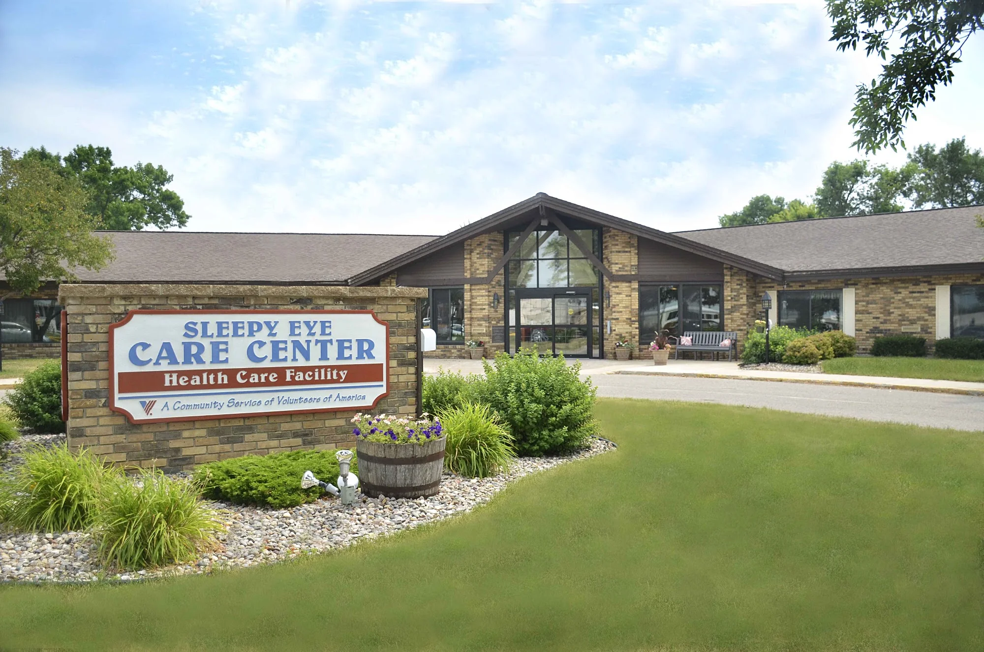 SLEEPY EYE REHABILITATI CENTER