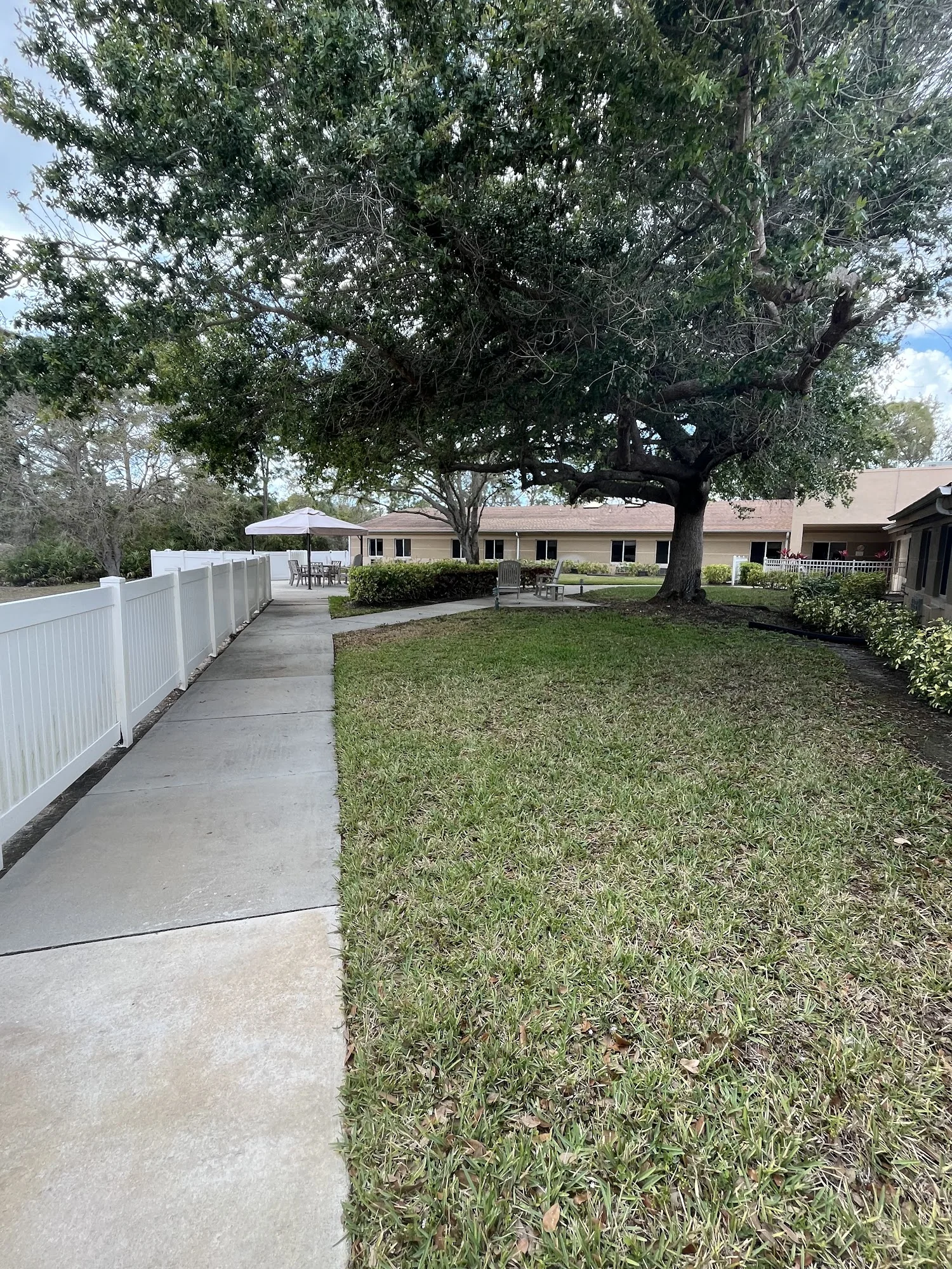 SOLARIS SENIOR LIVING NORTH NAPLES
