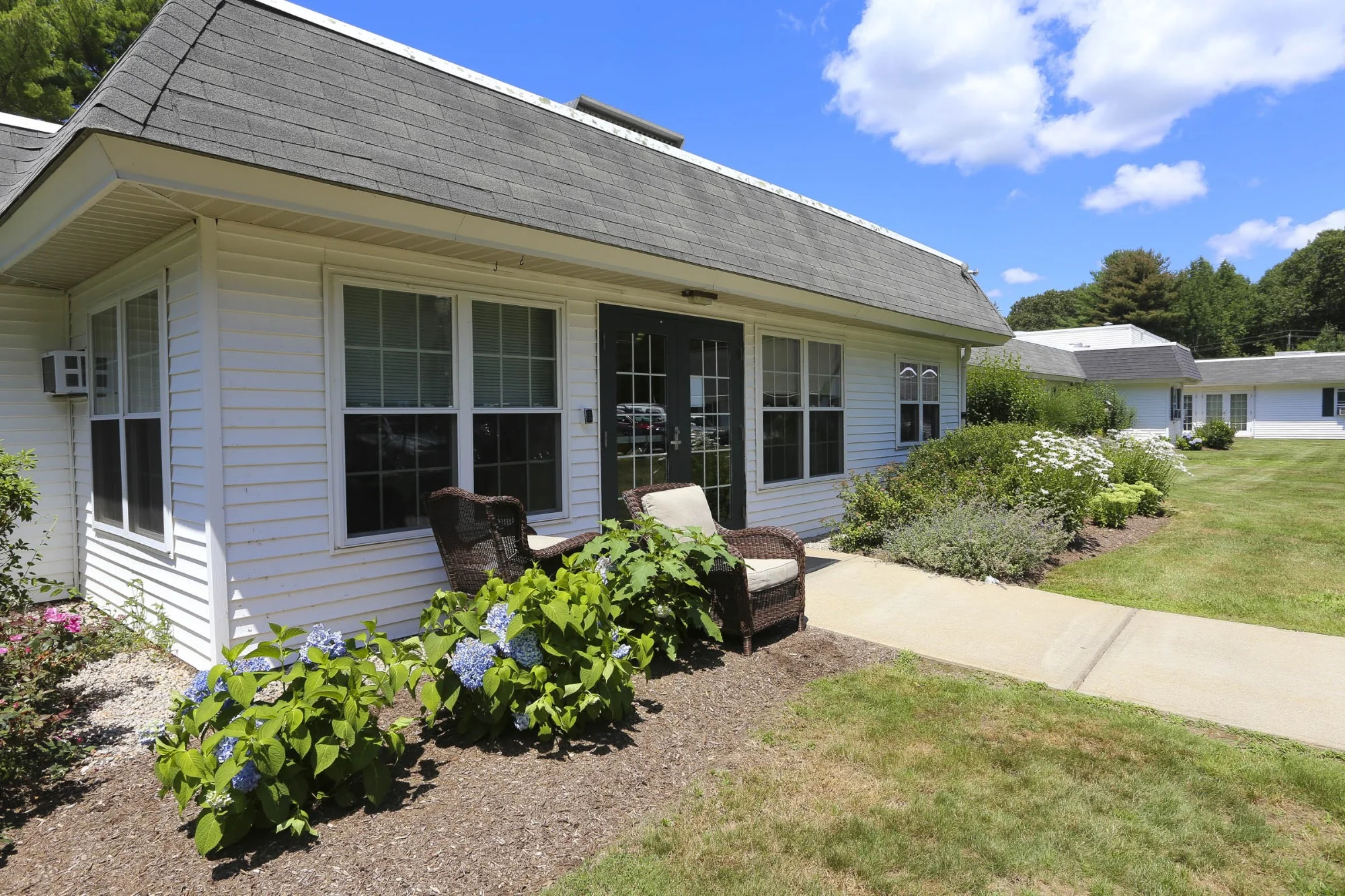 SOUTH KINGSTOWN NURS. & REHAB CTR