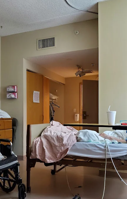 SOUTH LYON SENIOR CARE AND REHAB CENTER