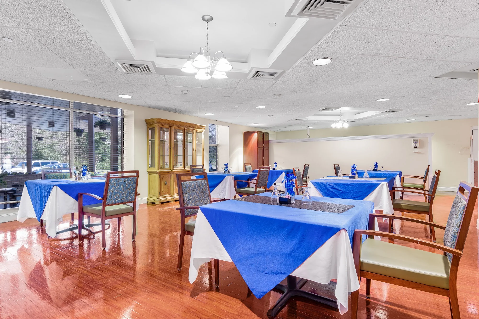 SOUTHAMPTON REHABILITATION AND HEALTHCARE CENTER