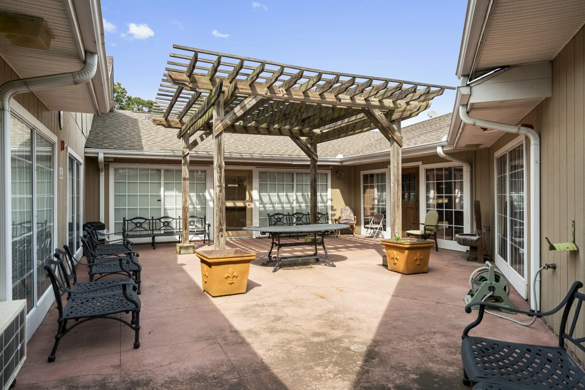 SOUTHERN HILLS HEALTHCARE AND REHABILITATION