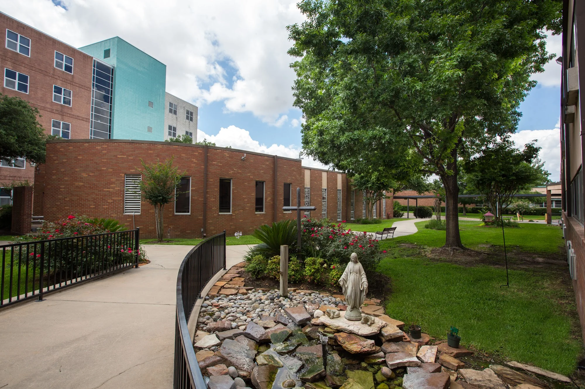 ST DOMINIC VILLAGE REHABILITATION AND NURSING CENTER