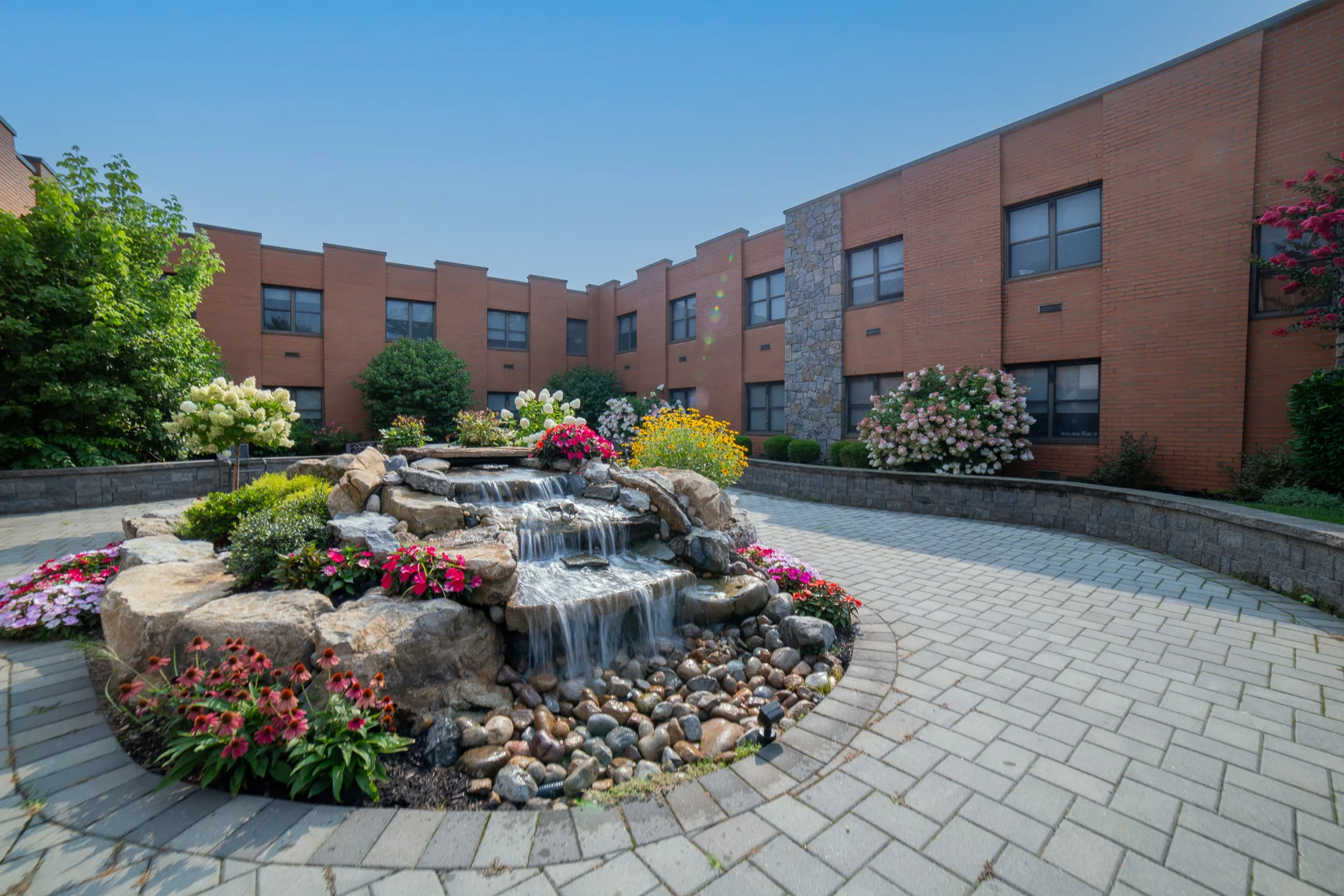 ST JAMES REHABILITATION & HEALTHCARE CENTER