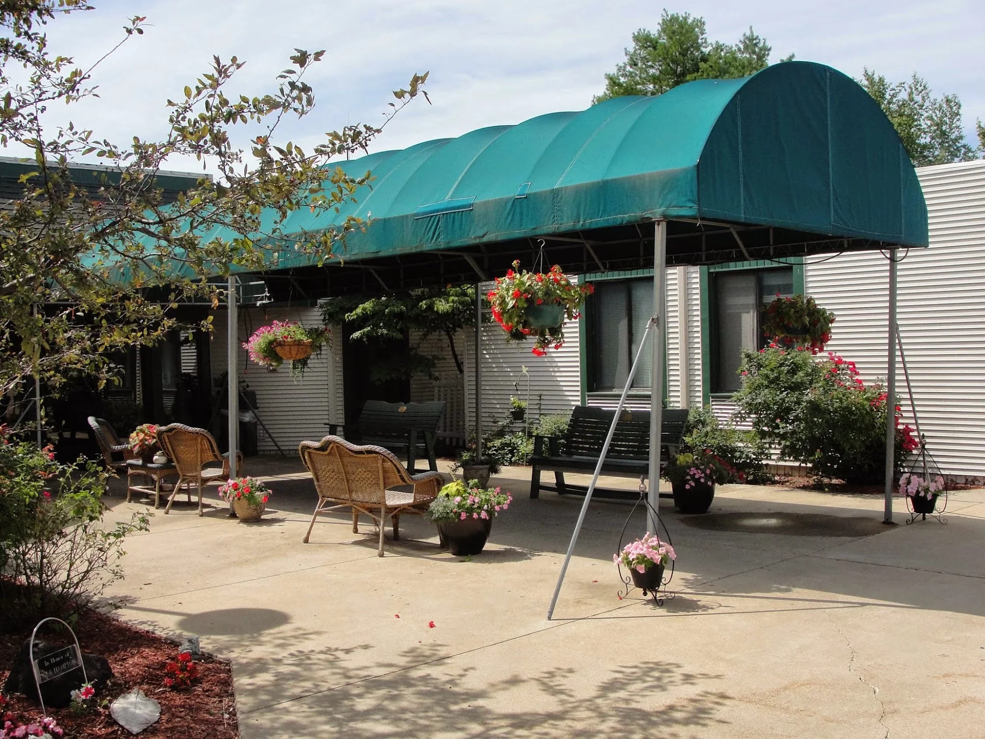 SULLIVAN HEALTHCARE & SENIOR LIVING
