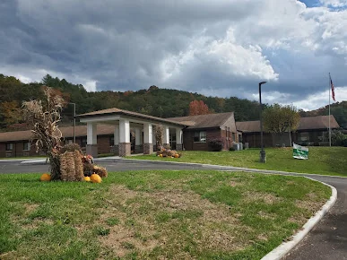 SUMMERS HEALTHCARE CENTER
