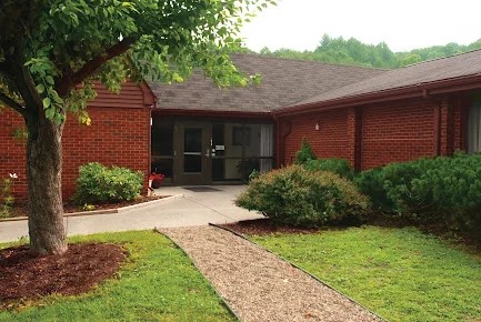 SUMMERS HEALTHCARE CENTER