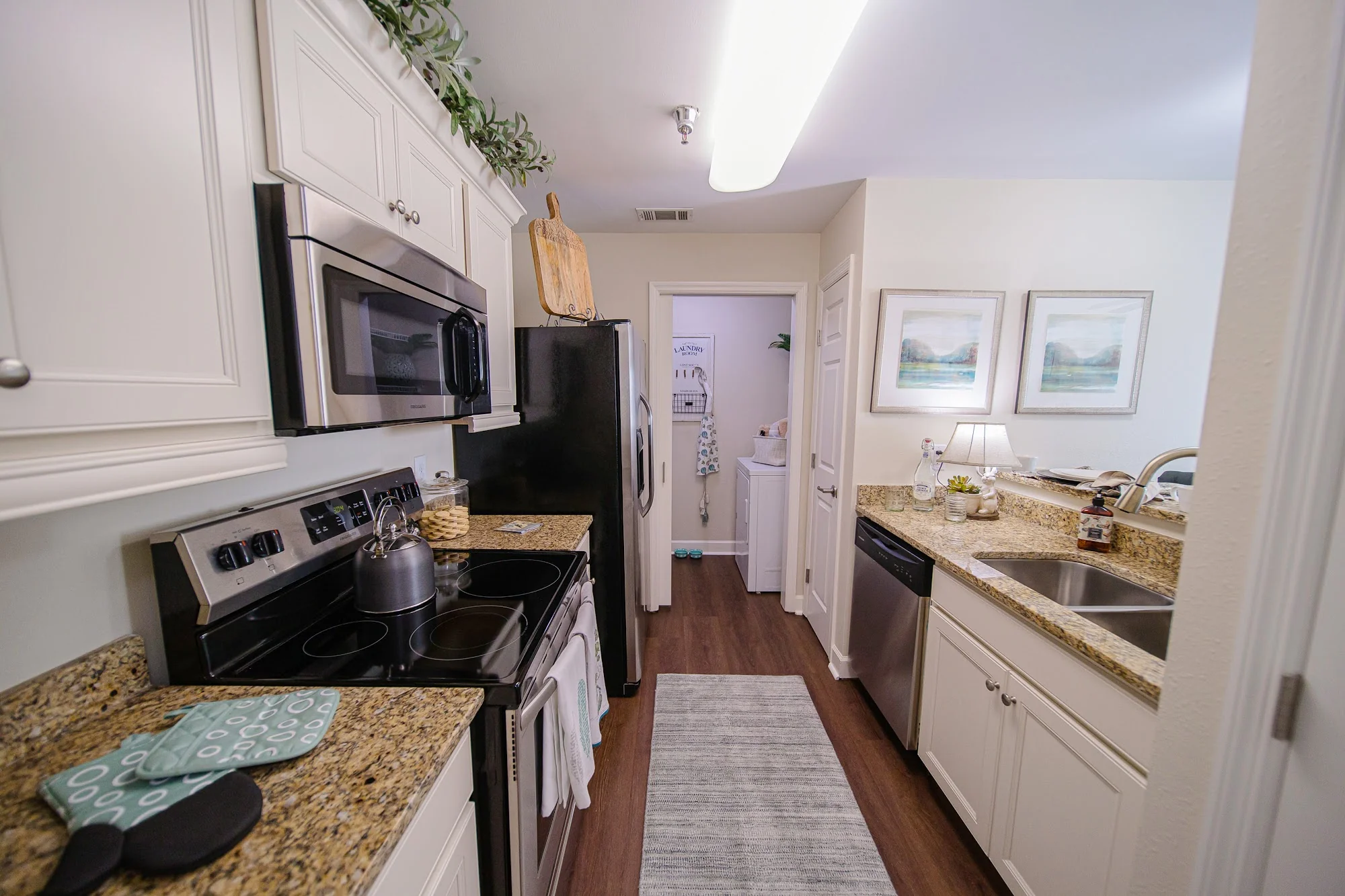 SUMMIT HILLS SKILLED NURSING FACILITY