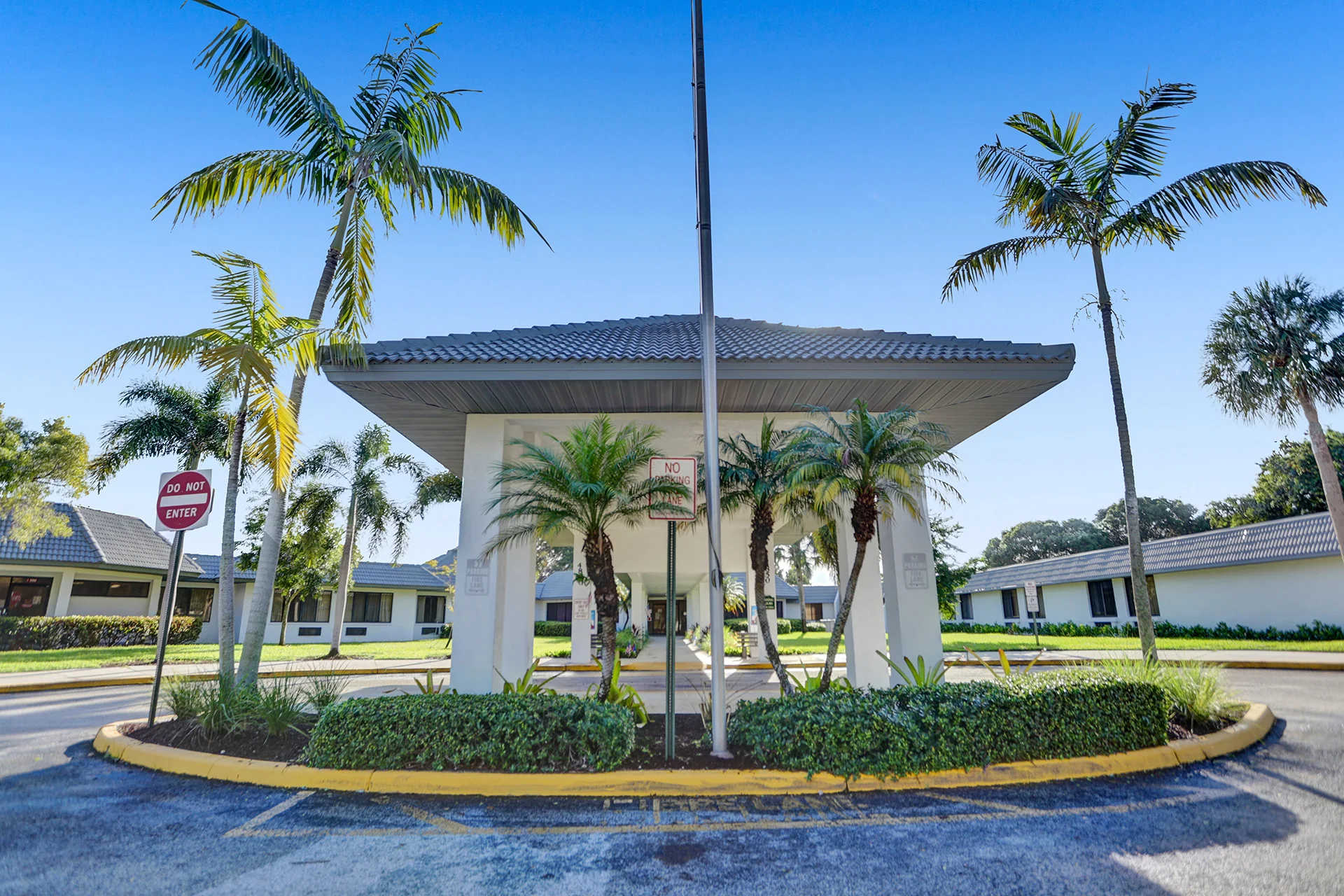 SUNRISE HEALTH & REHABILITATION CENTER