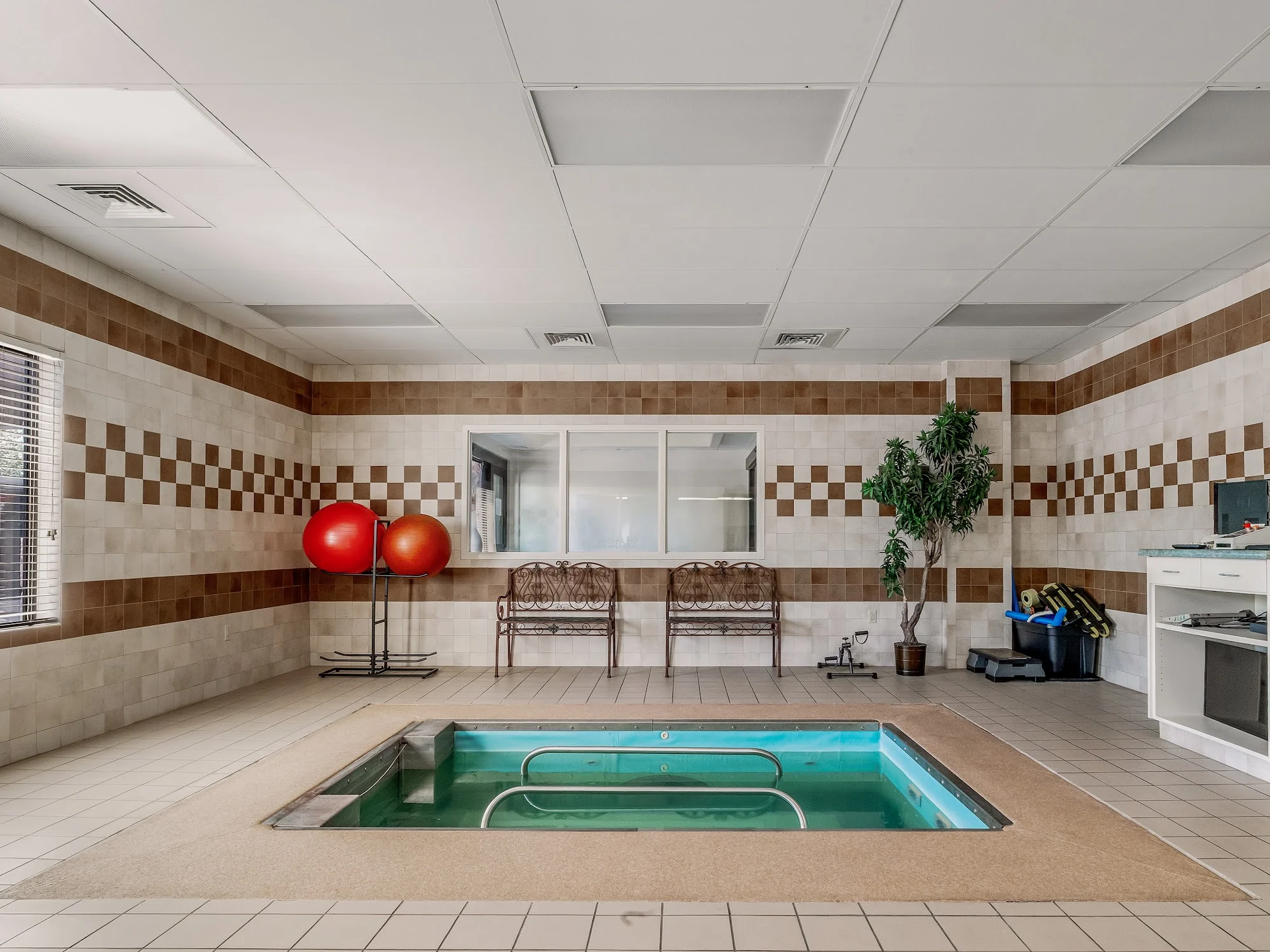 THATCHER BROOK REHABILITATION & CARE CENTER