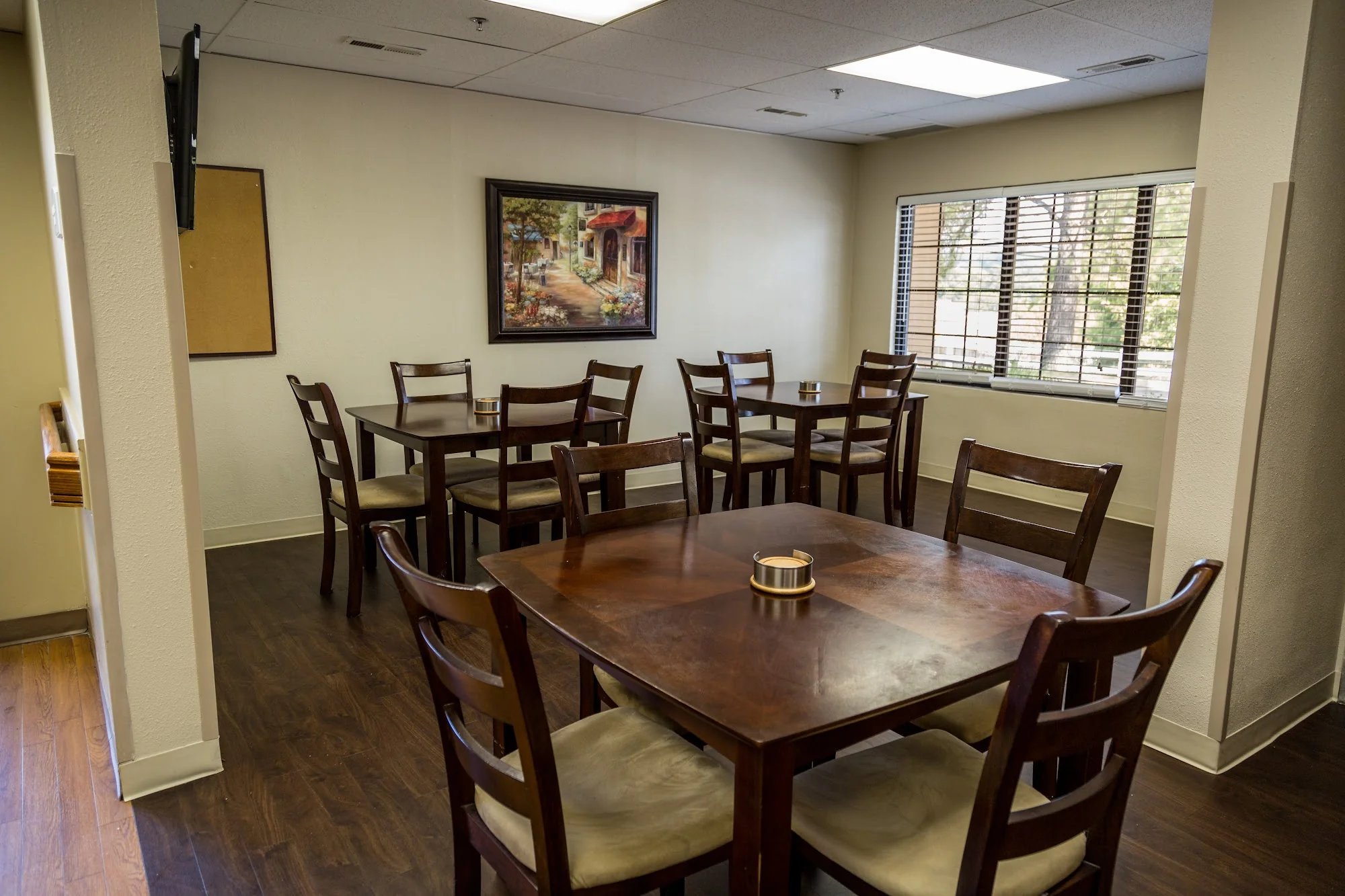 THE BLOSSOMS AT VAN BUREN REHAB AND NURSING CENTER