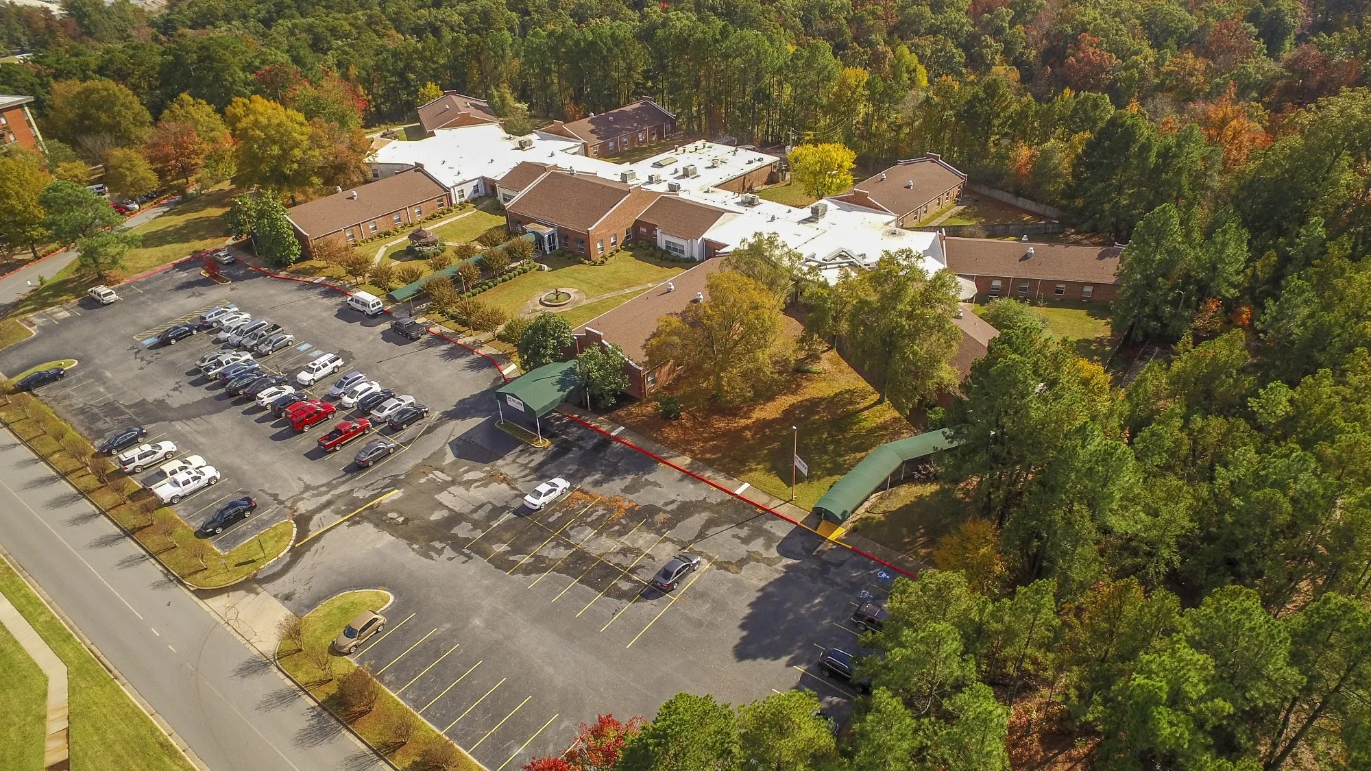 THE BLOSSOMS AT WOODLAND HILLS REHAB & NURSING CEN
