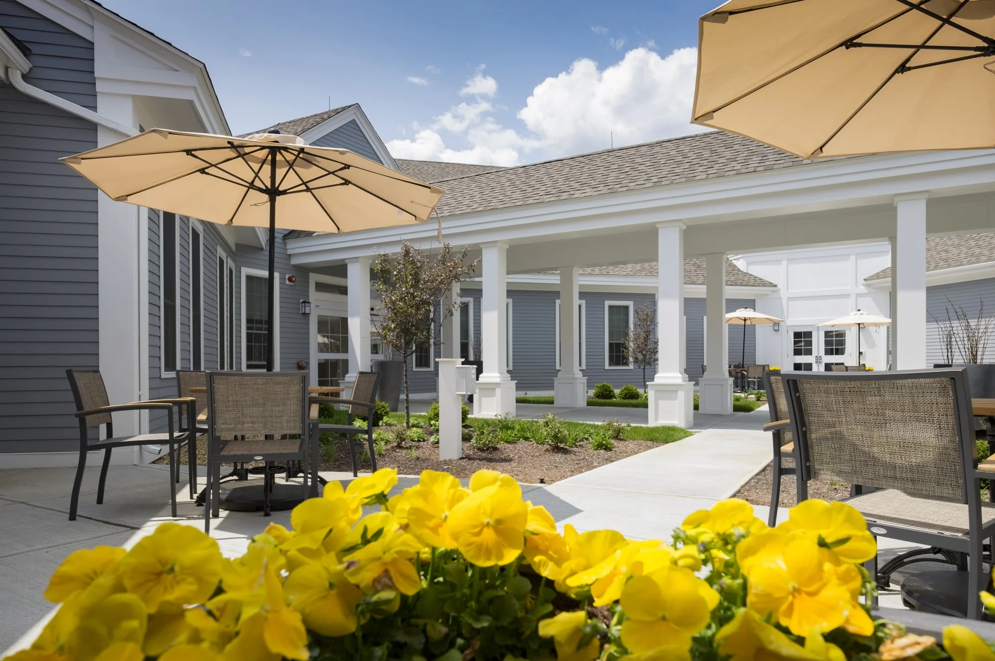 THE COMMONS SKILLED NURSING & REHABILITATION
