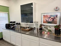 THE CRESTON HEALTH & REHABILITATION