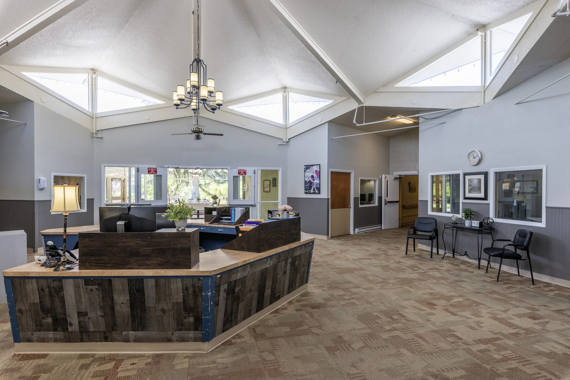 THE DALLES HEALTH & REHABILITATION CENTER