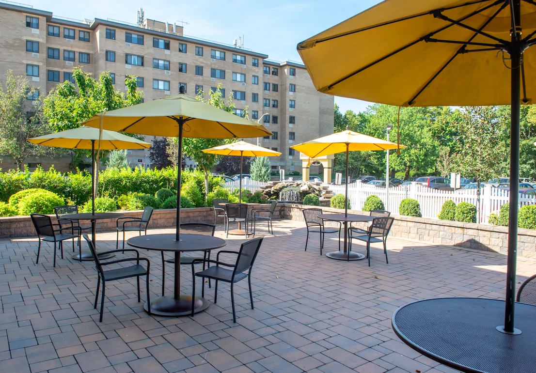 THE GRAND PAVILION FOR RHB & NRSG AT ROCKVILLE CTR
