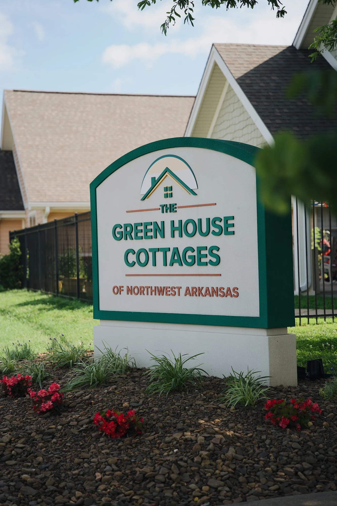 THE GREEN HOUSE COTTAGES OF NORTHWEST ARKANSAS