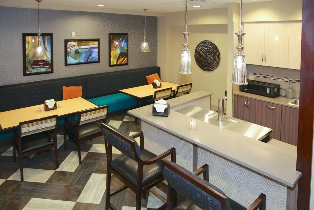 THE HEALTHCARE RESORT OF KANSAS CITY