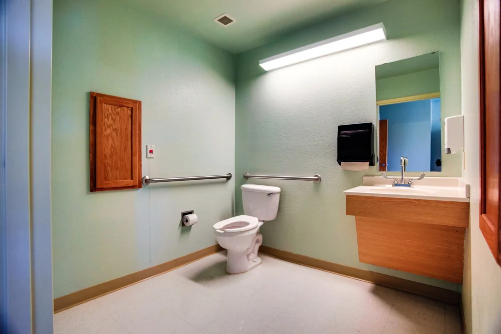 THE REGENCY SKILLED NURSING AND THERAPY