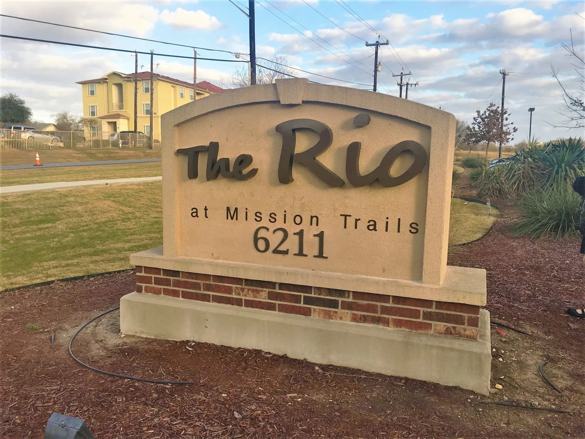 THE RIO AT MISSION TRAILS