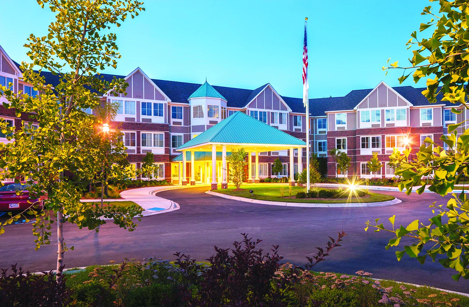 THE RIVERS HEALTH & REHABILITATION CENTER OF GROSSE POINTE