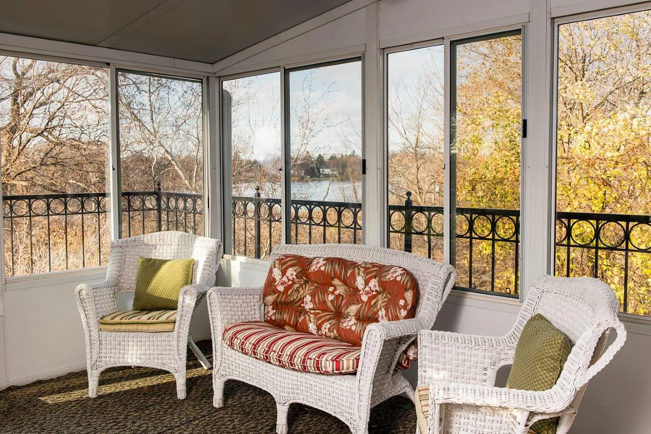 THE VILLA AT GREEN LAKE ESTATES