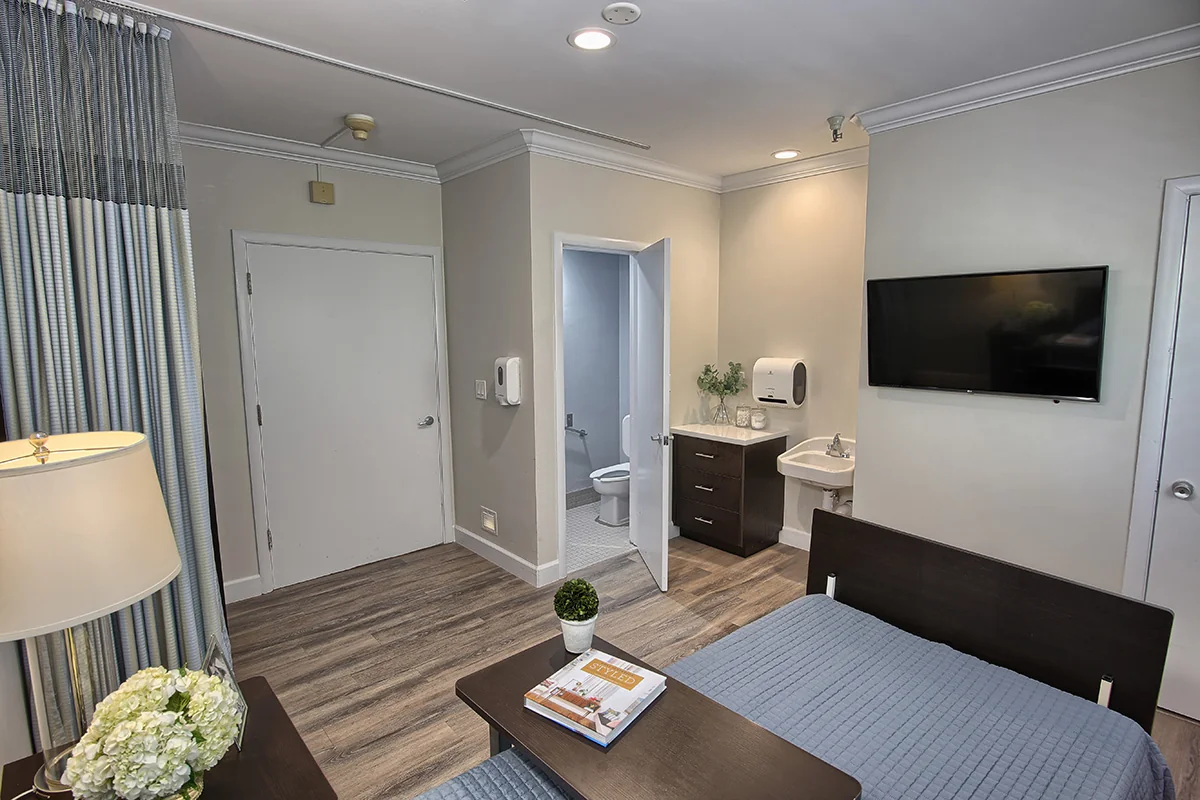 THE VILLAS AT SARATOGA SKILLED NSG & ASSISTED LVG