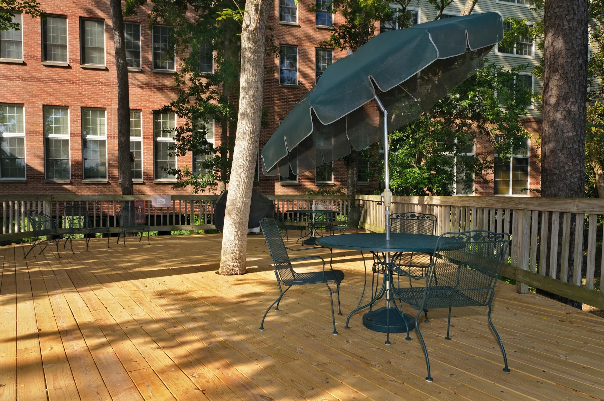 THE VOSSWOOD NURSING CENTER