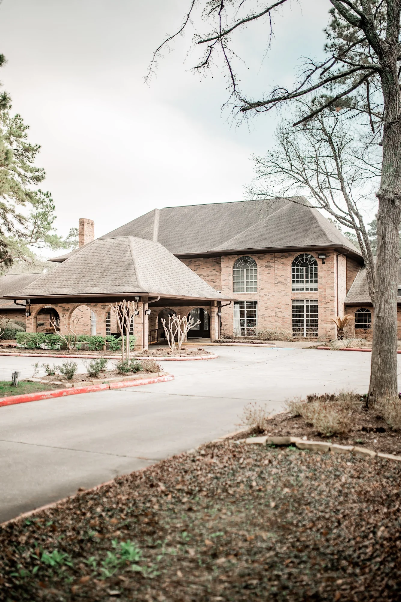 THE WOODLANDS NURSING AND REHABILITATION CENTER