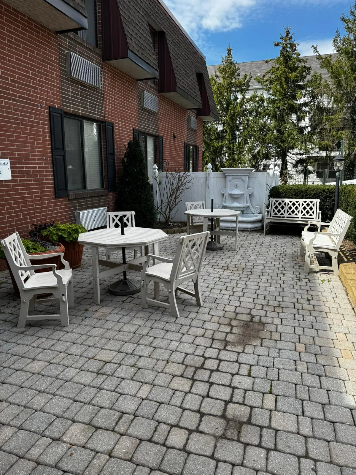 TOWSON  REHABILITATION AND HEALTHCARE CENTER