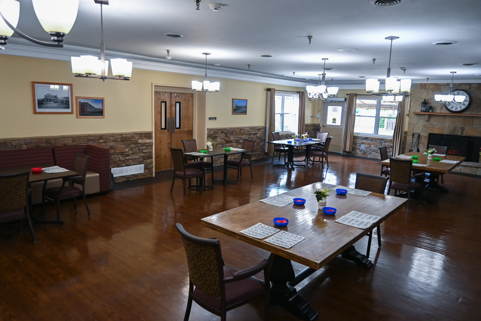 TWIN LAKES REHABILITATION AND HEALTHCARE CENTER