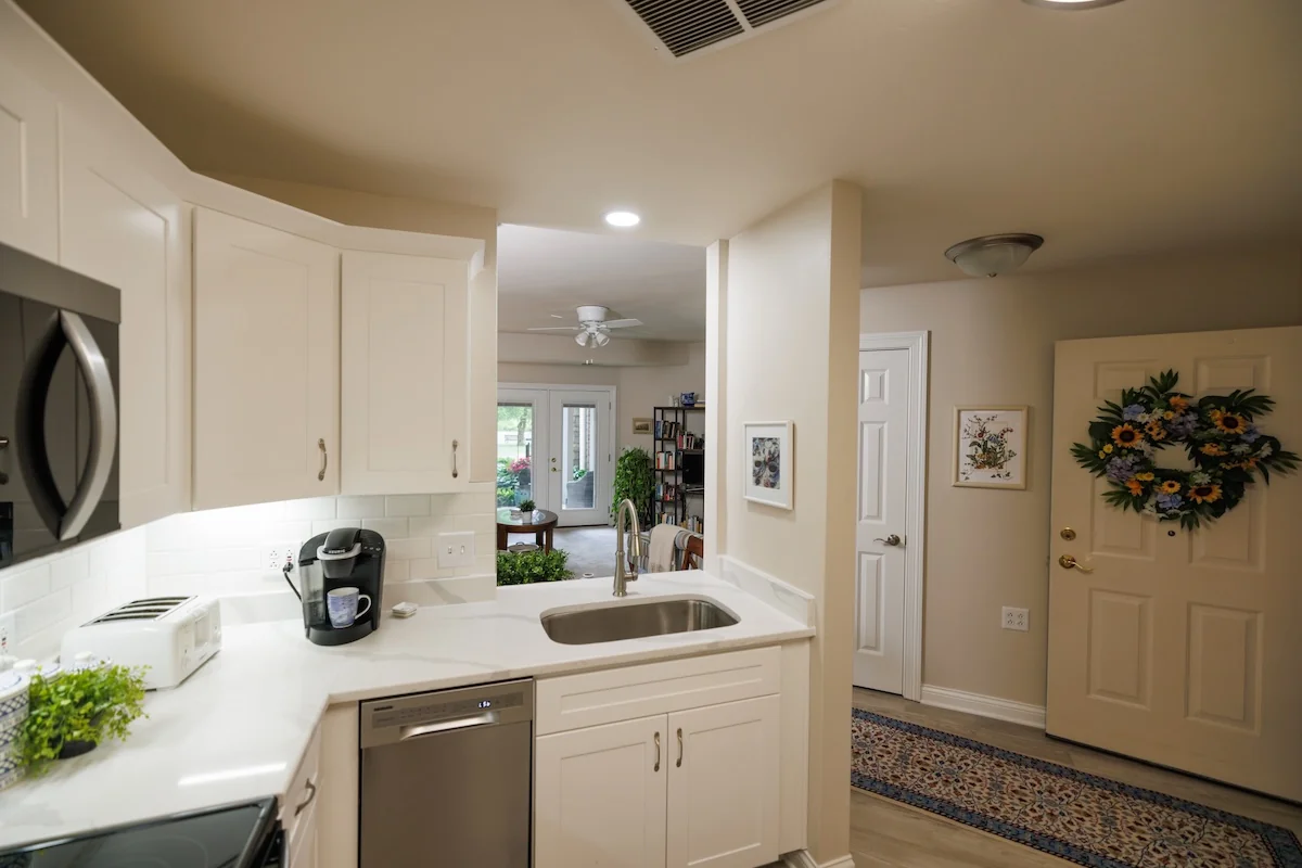 UNIVERSITY PLACE HEALTH CENTER AND ASSISTED LIVING