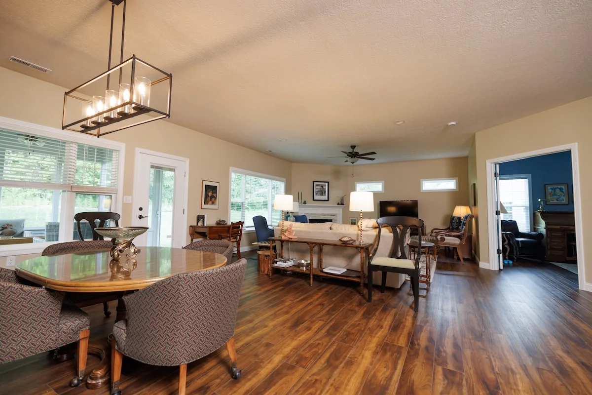 UNIVERSITY PLACE HEALTH CENTER AND ASSISTED LIVING