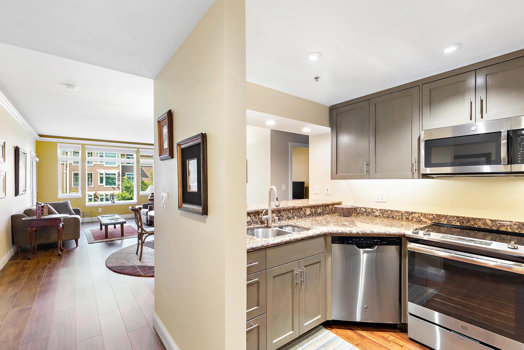 UNIVERSITY RETIREMENT COMMUNITY AT DAVIS