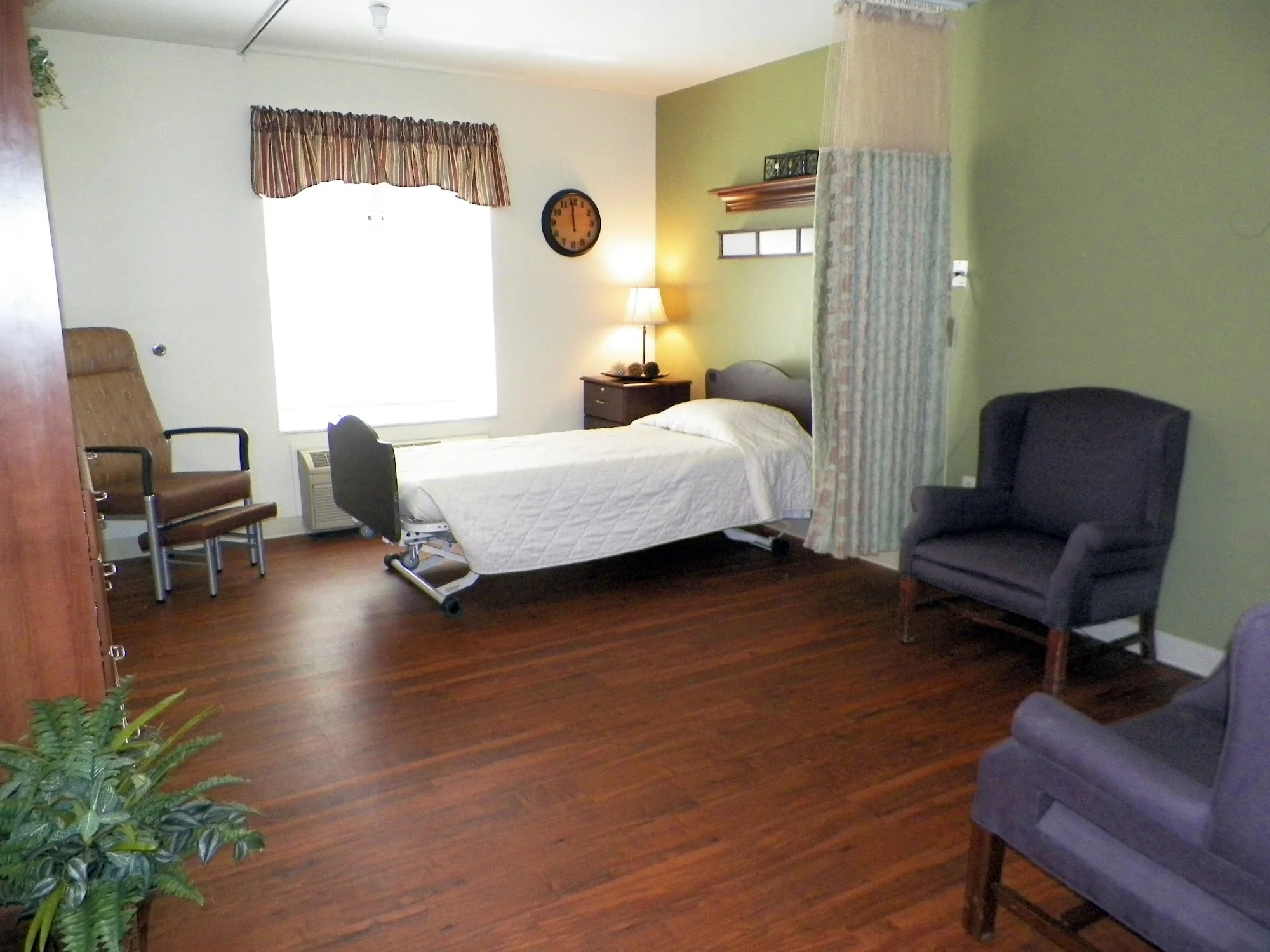 VAN WERT MANOR