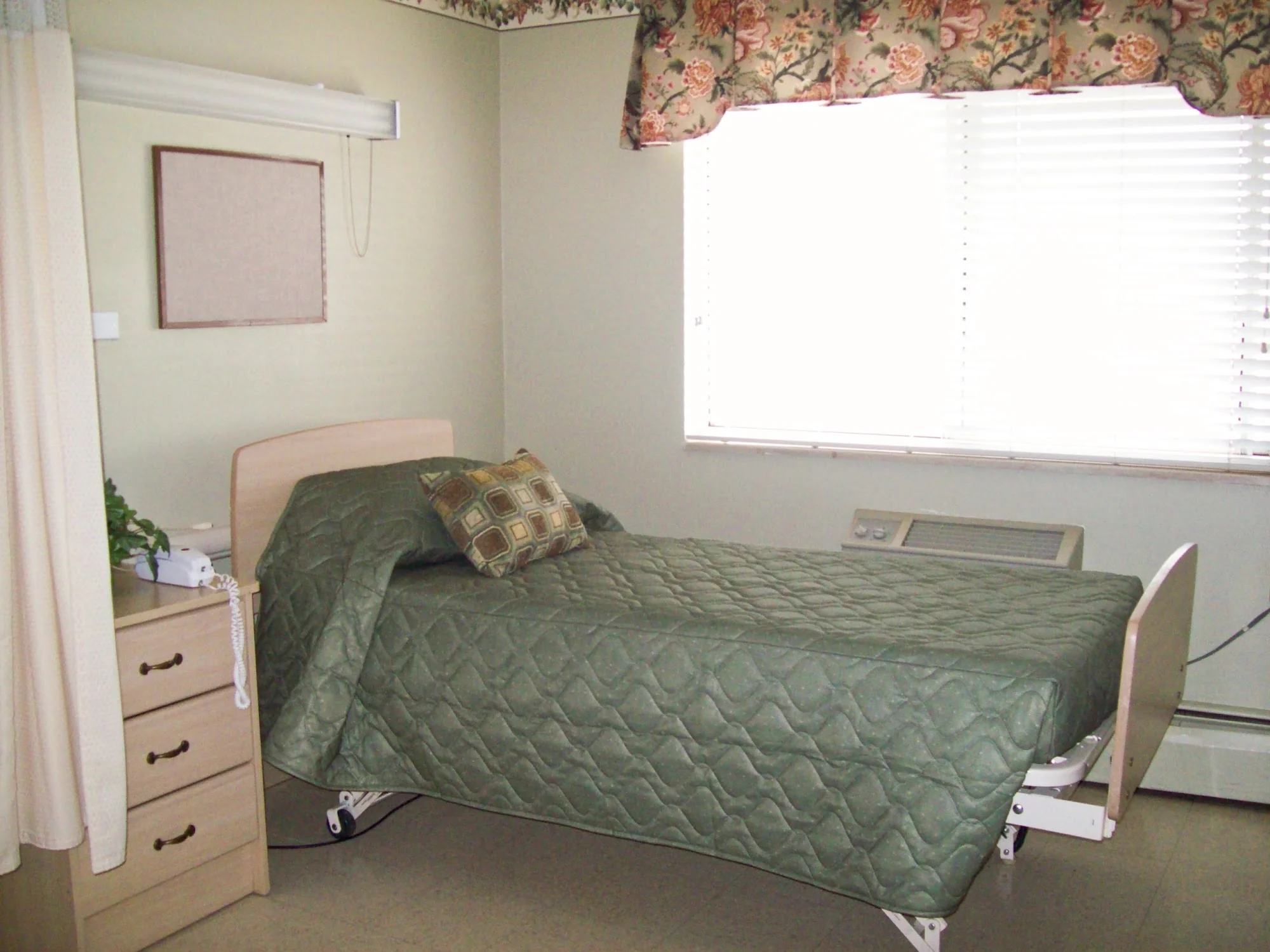 VILLA MANOR CARE CENTER