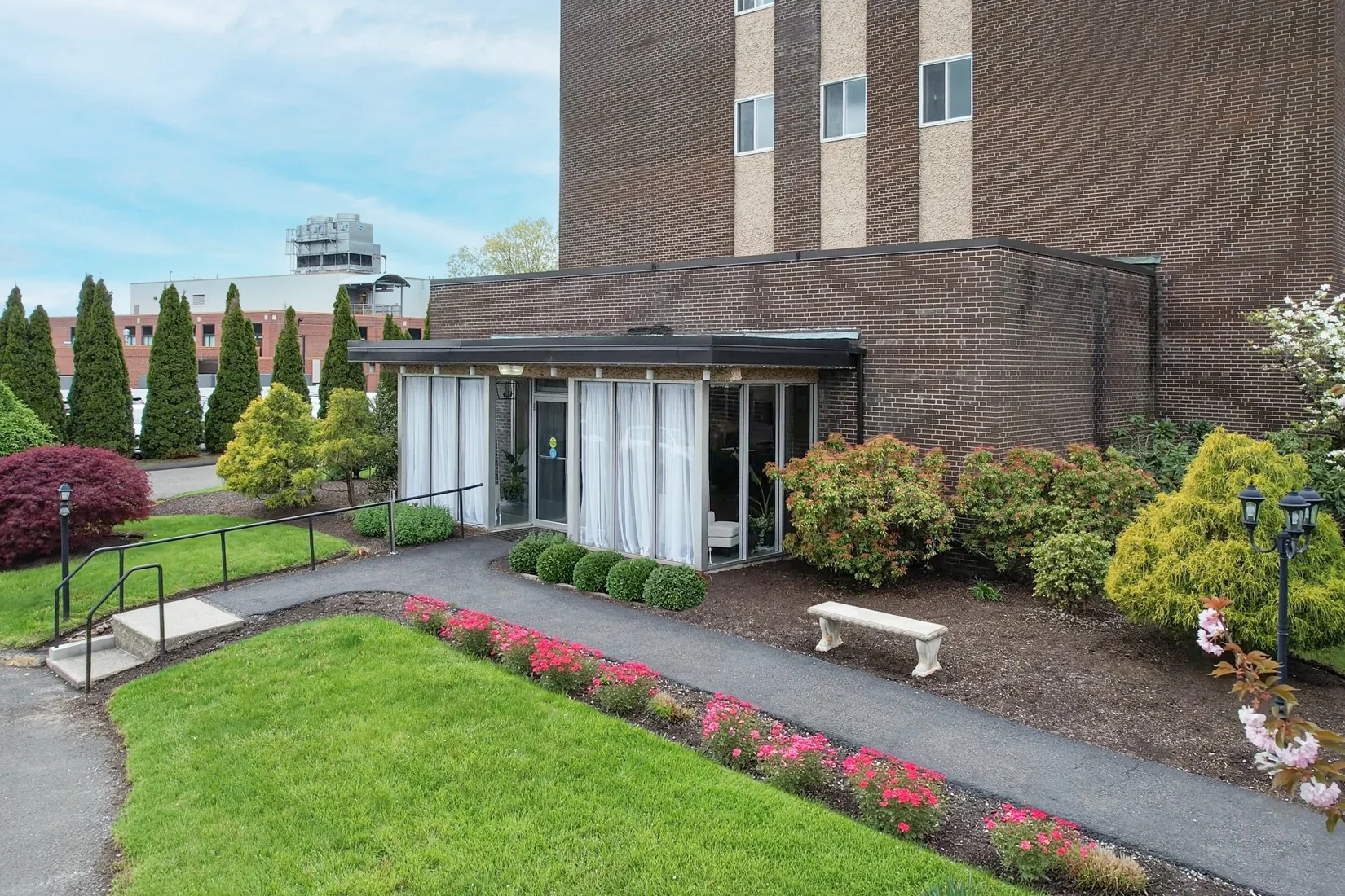 VILLAGE CREST CENTER FOR HEALTH & REHABILITATION
