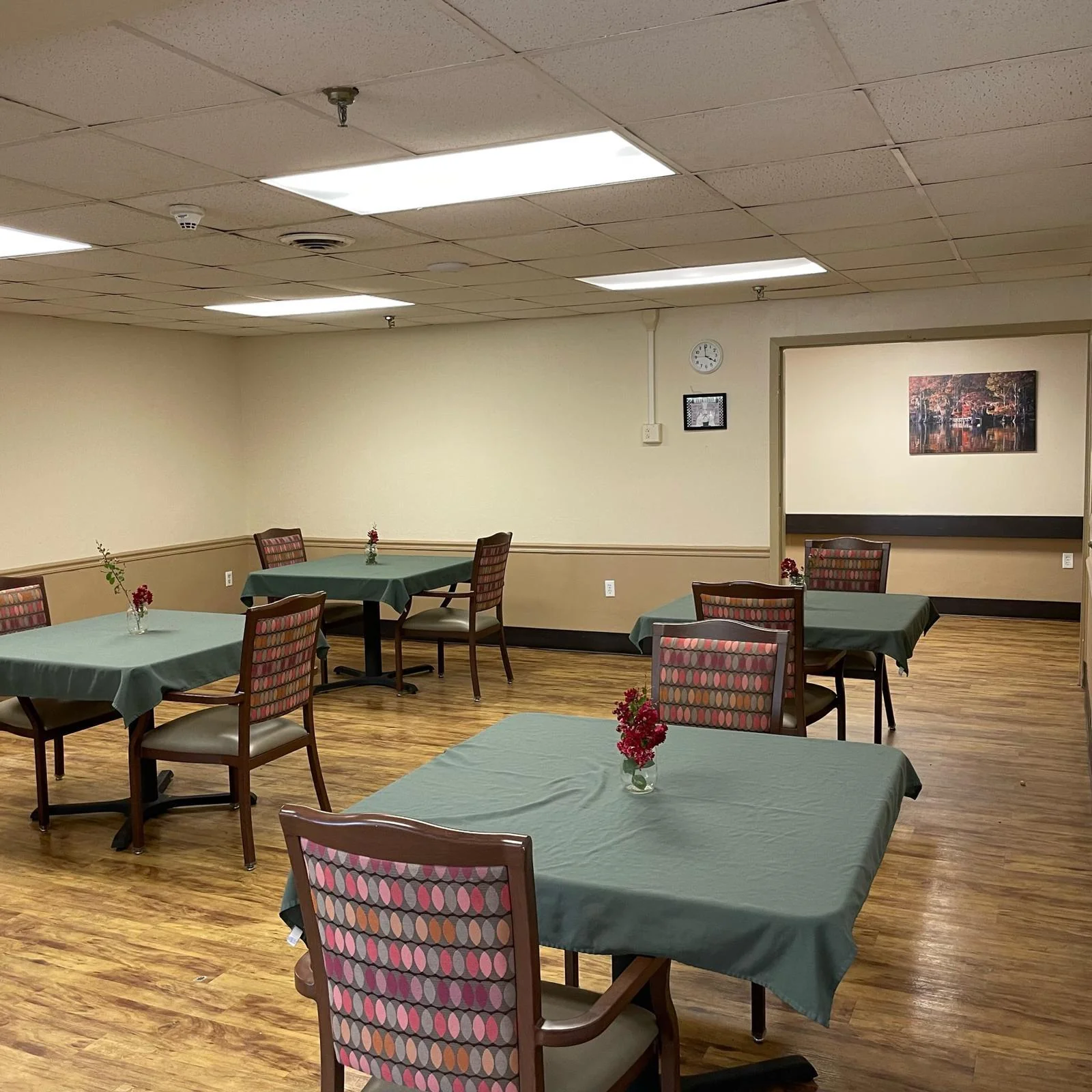 VIVIAN HEALTHCARE CENTER