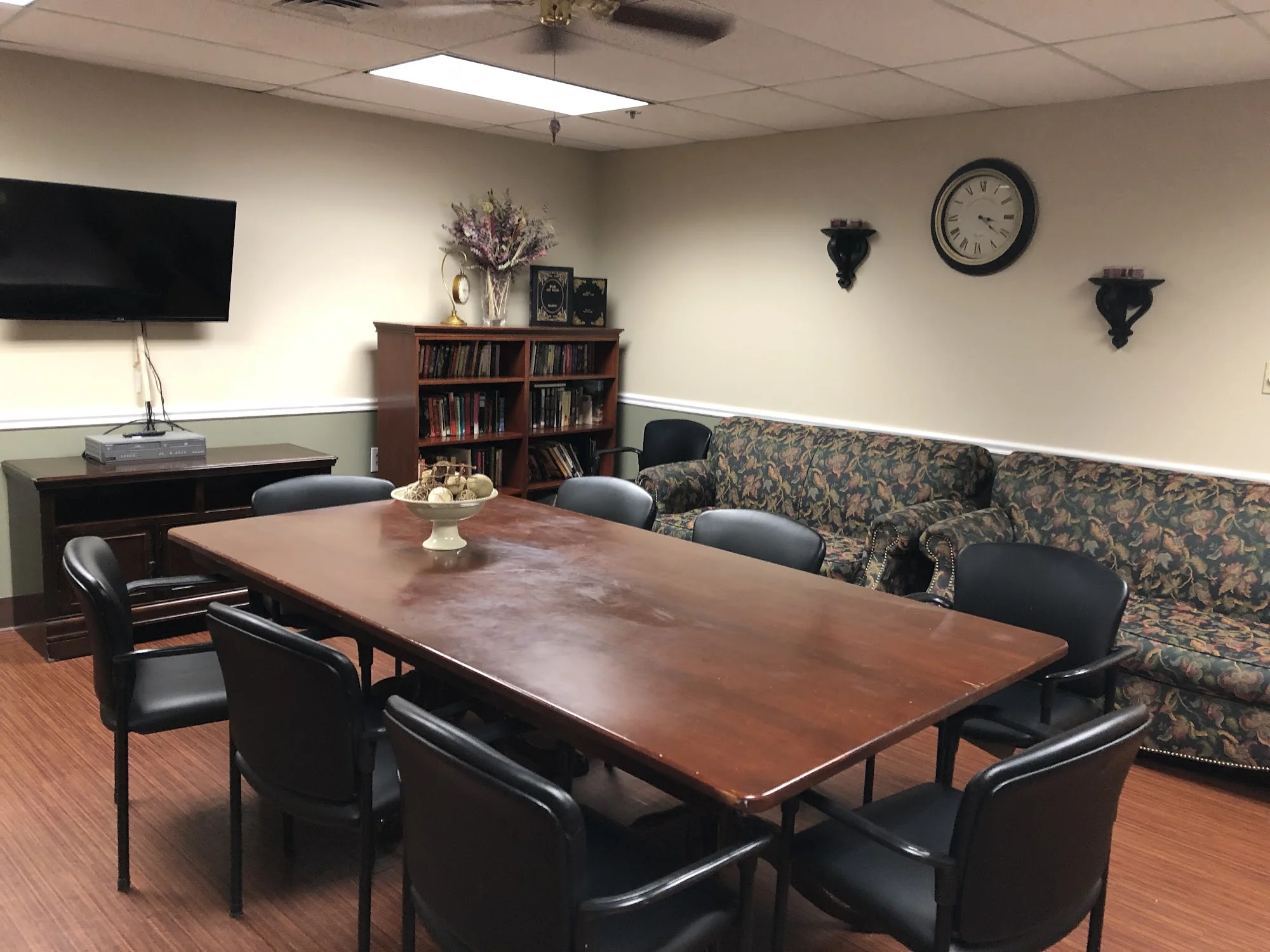 WADSWORTH GLEN HEALTH CARE AND REHABILITATION CENT