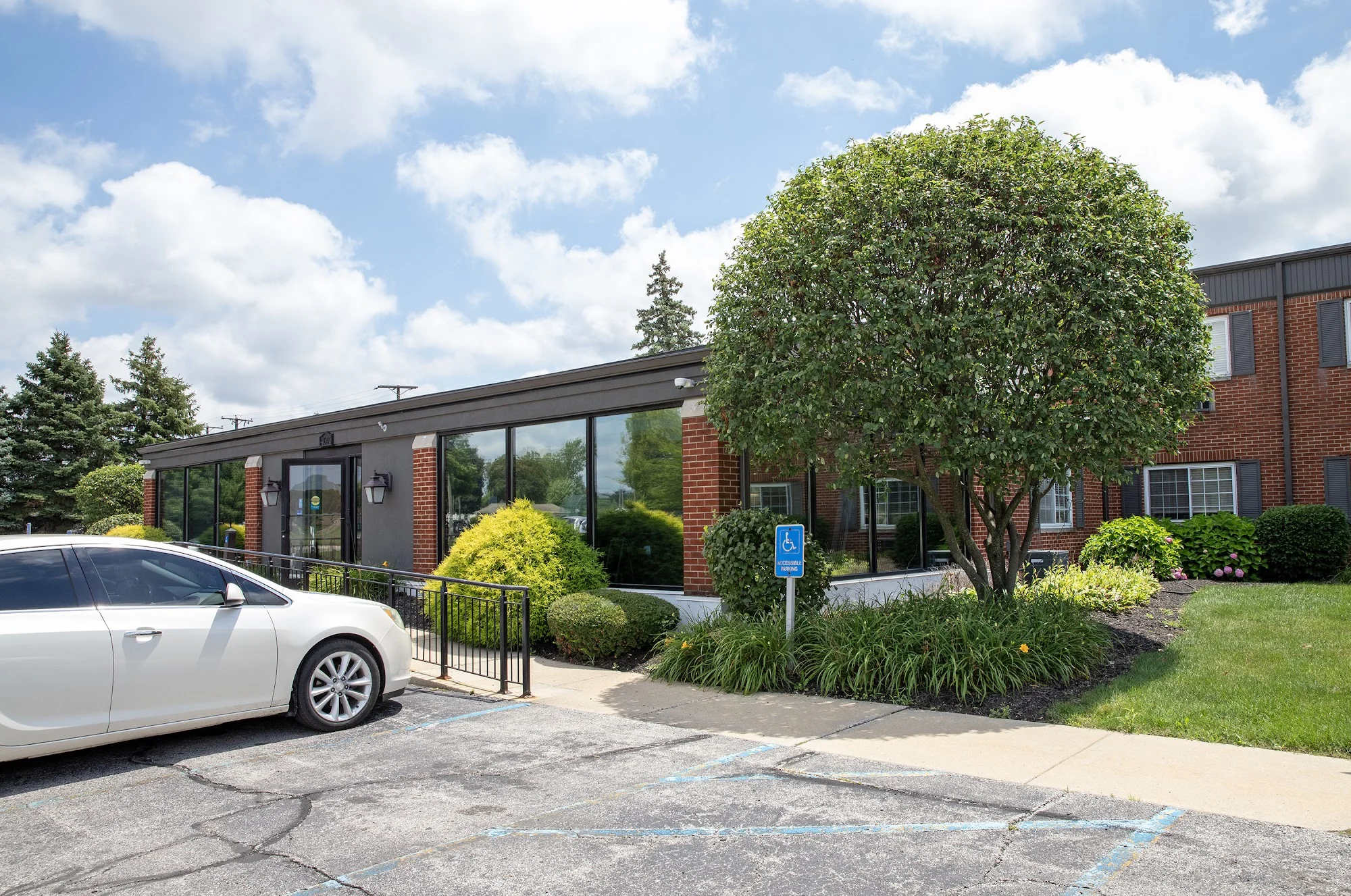 WEST BEND NURSING AND REHABILITATION