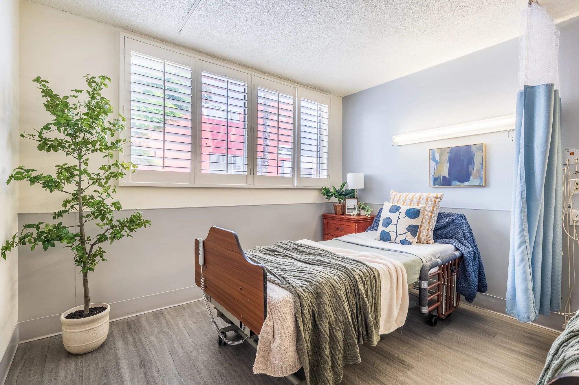 WEST HOLLYWOOD HEALTHCARE & WELLNESS CENTRE, LP