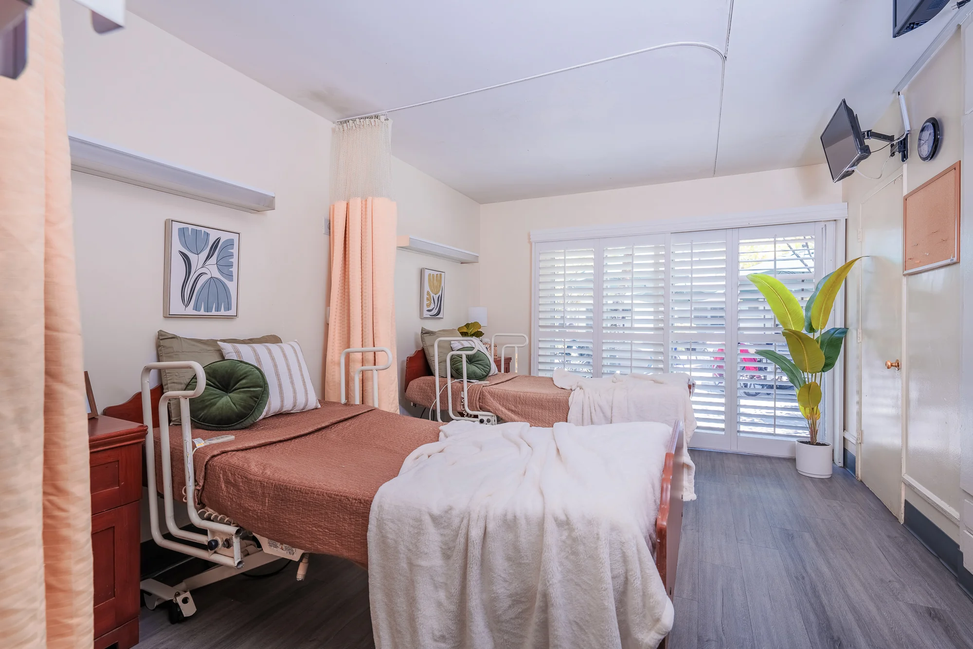 WEST PICO TERRACE HEALTHCARE & WELLNESS CENTRE LP