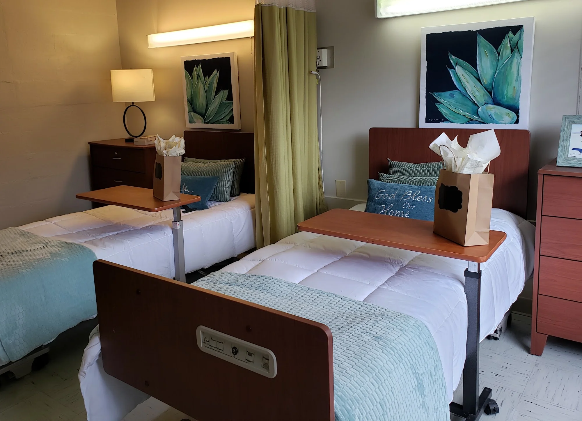 WESTBURY CENTER OF CONYERS FOR NURSING AND HEALING