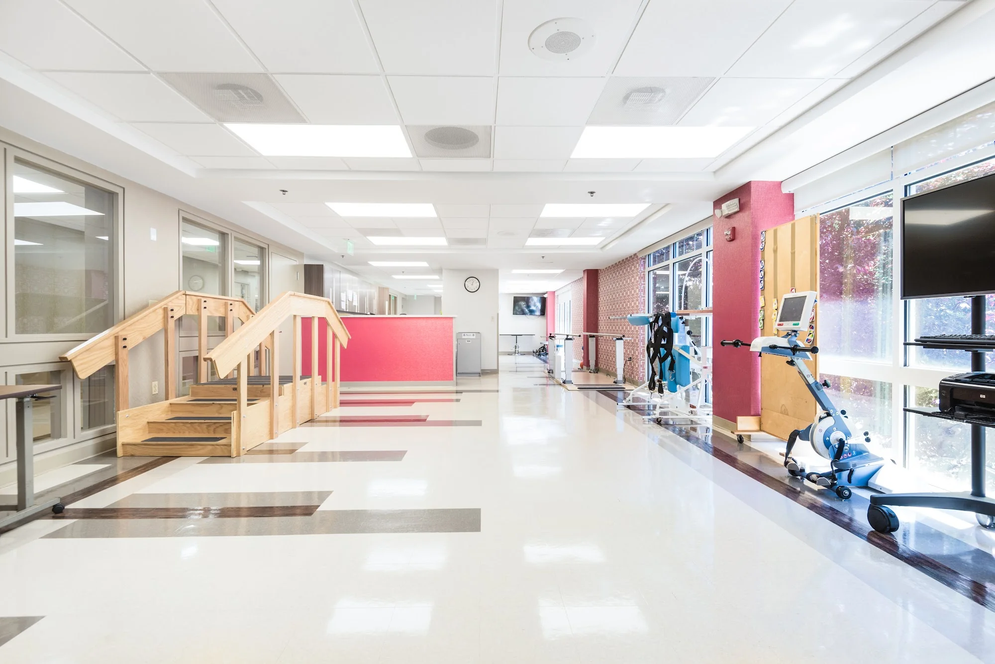 WESTGATE HILLS REHAB & HEALTHCARE CTR